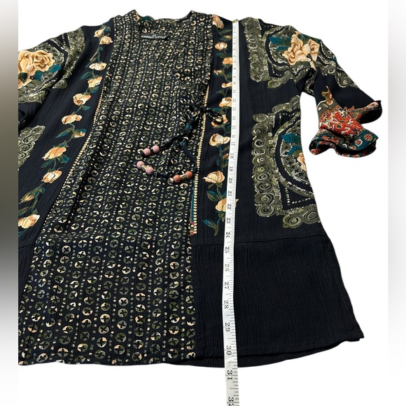 Carole Little Floral Patterned Long Sleeve Tunic - Picture 6 of 9